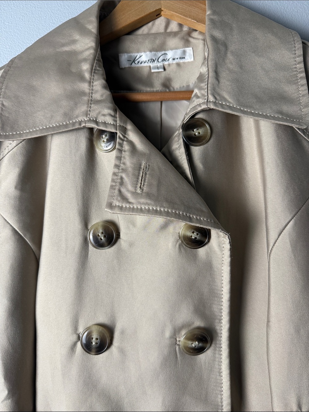Kenneth Cole Classic Beige Double-Breasted Trench Coat with Belt GIII coat - Picture 4 of 11
